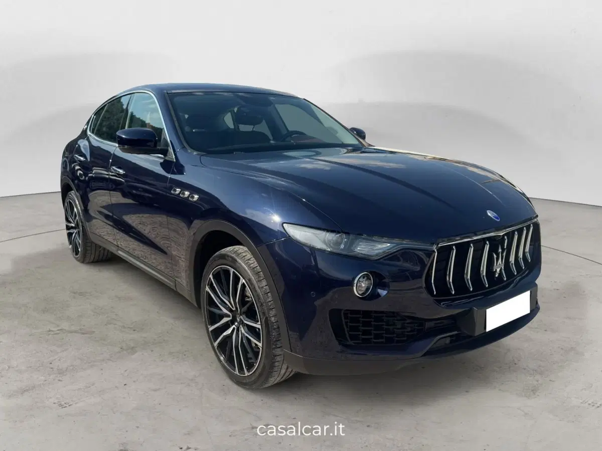 Maserati Levante usata a Salerno (3)