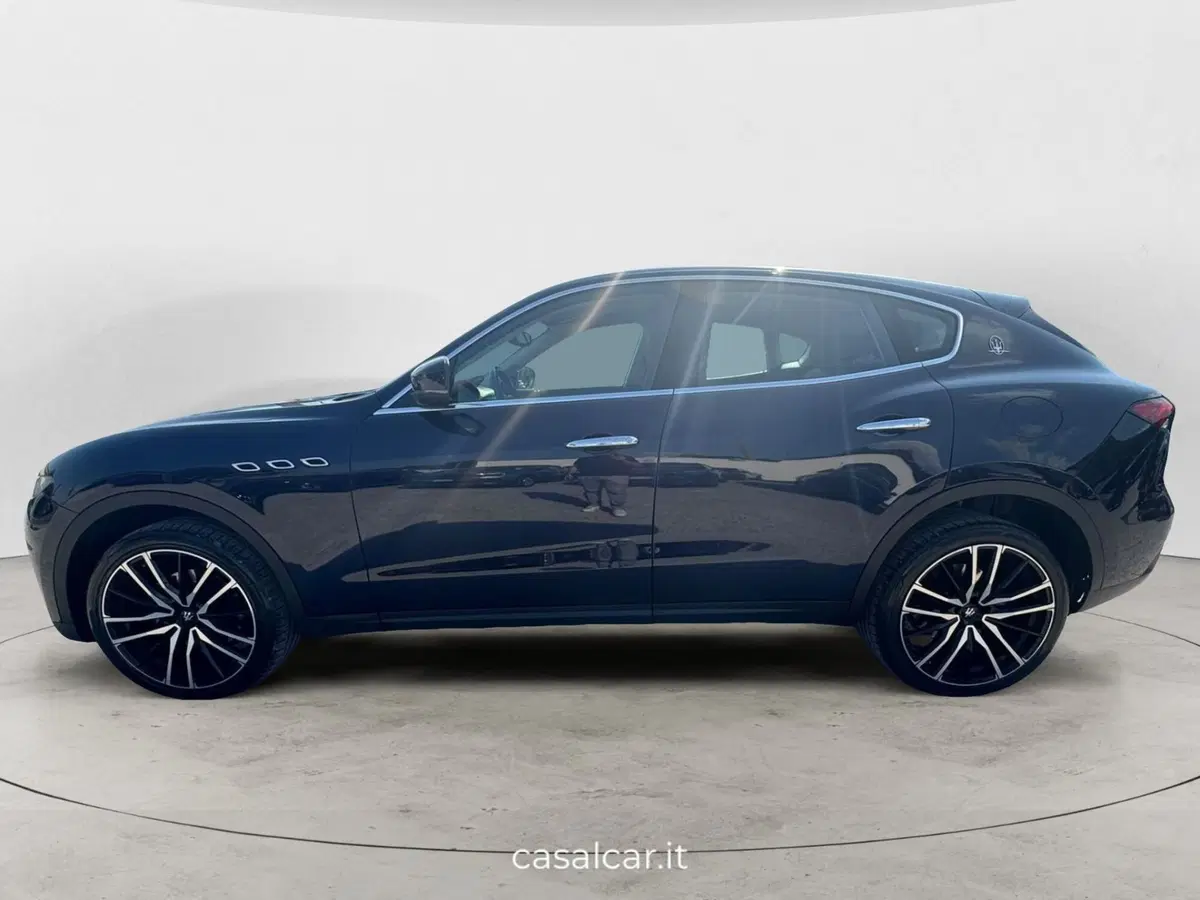 Maserati Levante usata a Salerno (4)