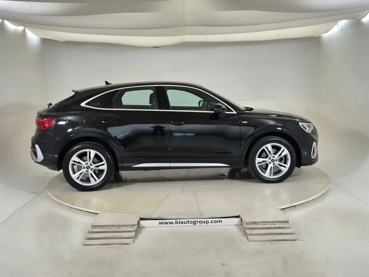 Audi Q3 Sportback usata a Torino (5)