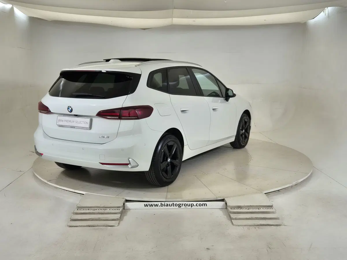 BMW Serie 2 Active Tourer usata a Torino (5)