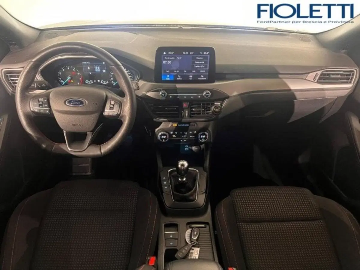 Ford Focus Station Wagon usata a Brescia (6)