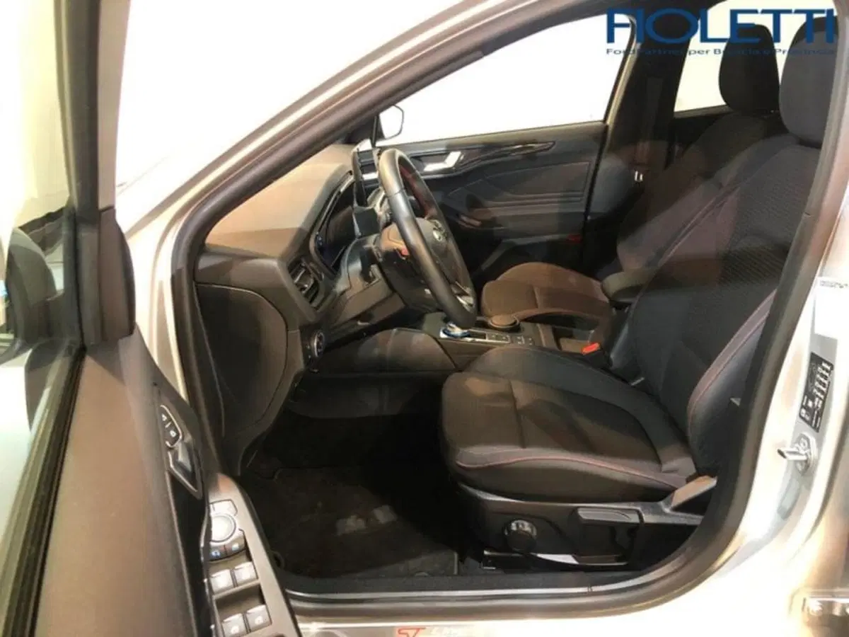 Ford Focus Station Wagon usata a Brescia (10)