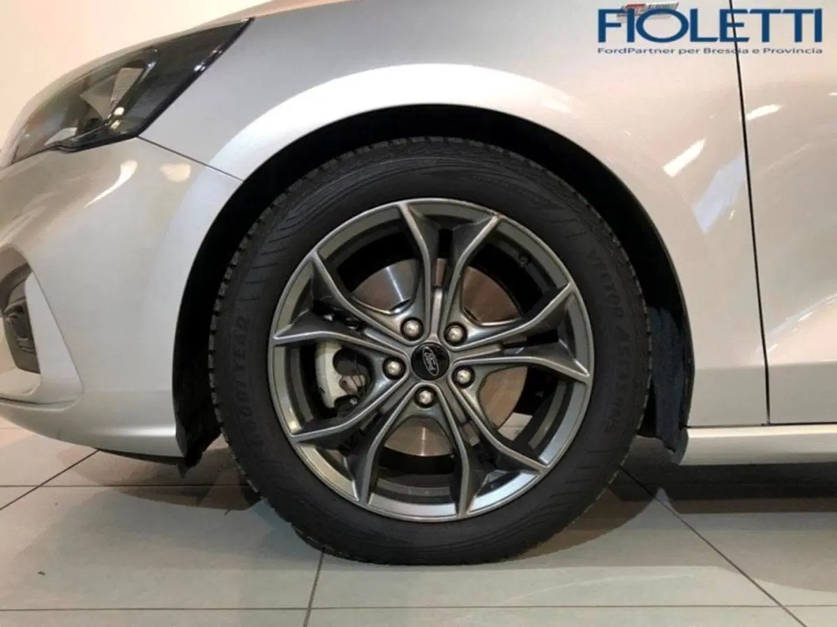 Ford Focus Station Wagon usata a Brescia (13)