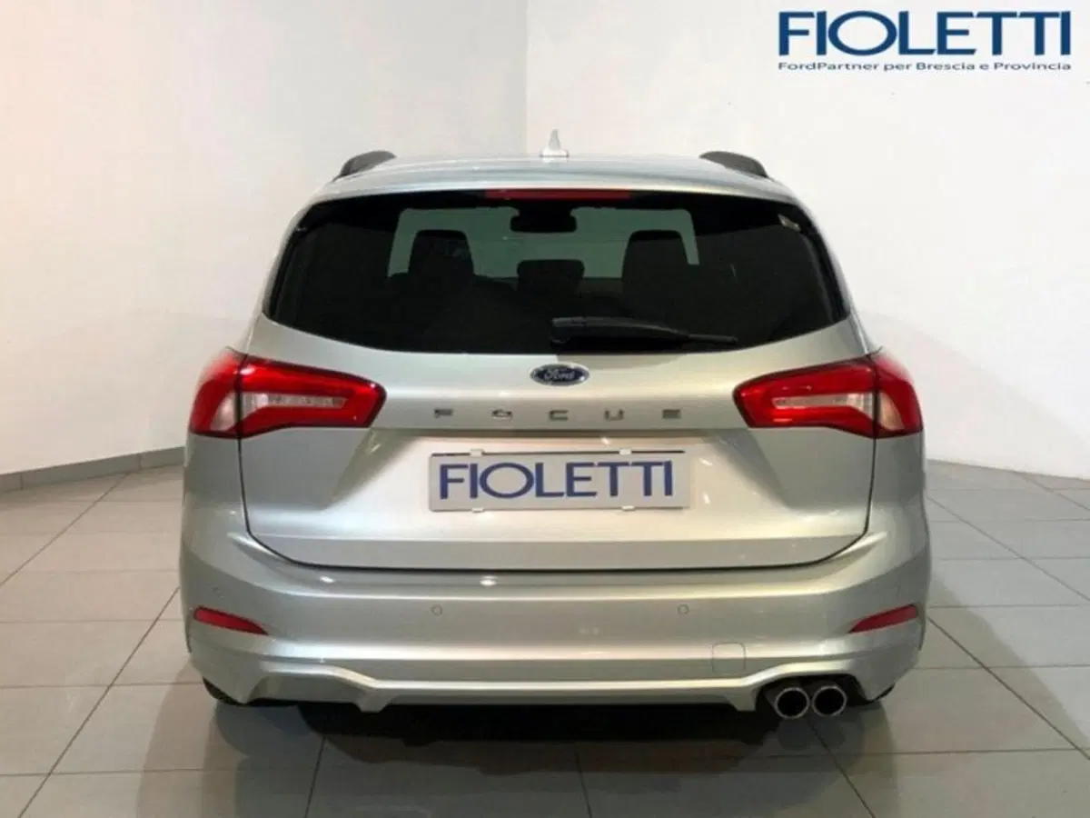 Ford Focus Station Wagon usata a Brescia (4)