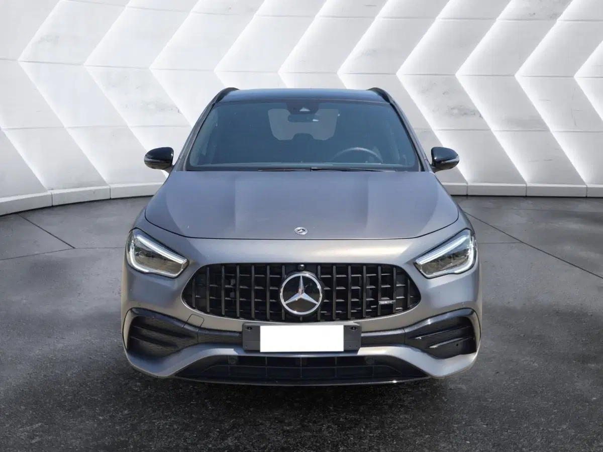 Mercedes-Benz GLA SUV usata  (2)