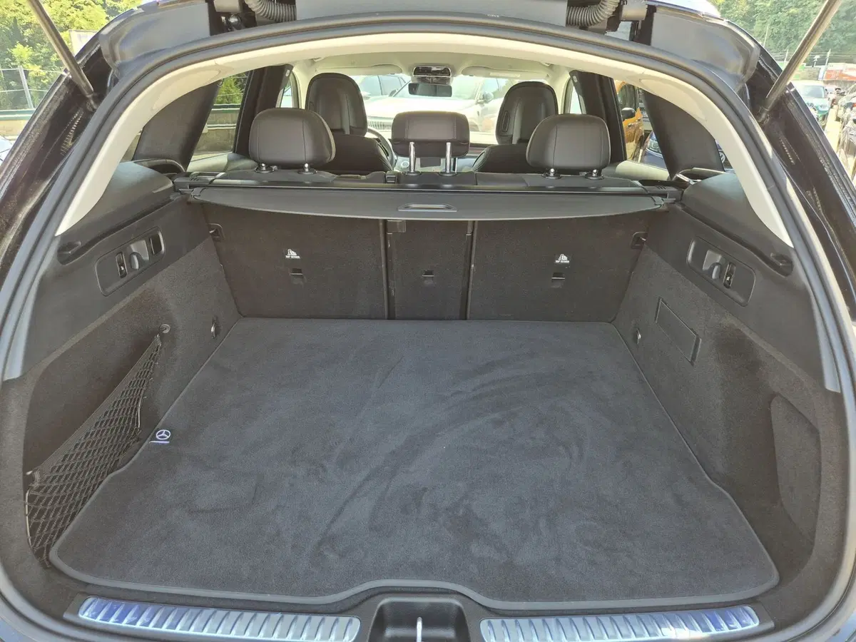 Mercedes-Benz GLC SUV usata  (12)