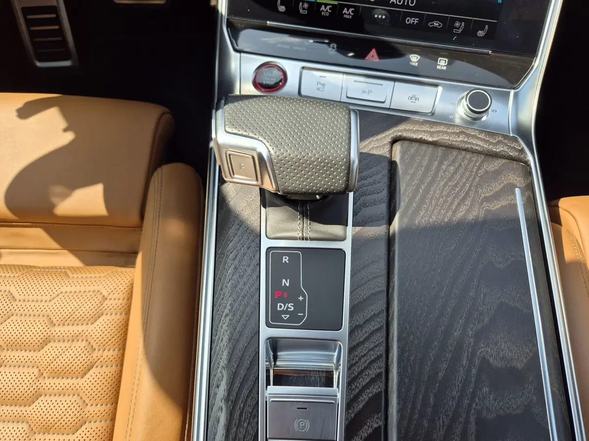 Audi A6 Avant e-Tron usata  (10)