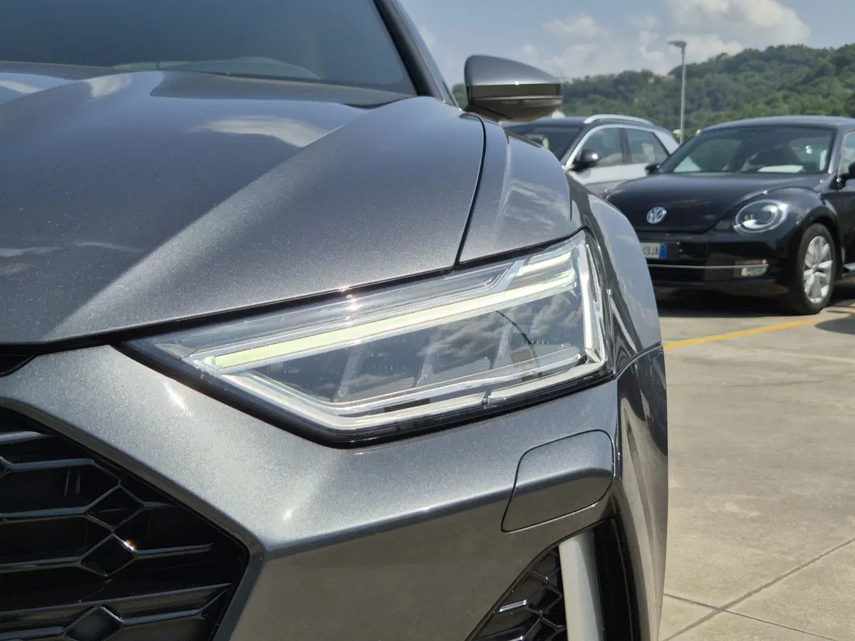 Audi A6 Avant e-Tron usata  (18)