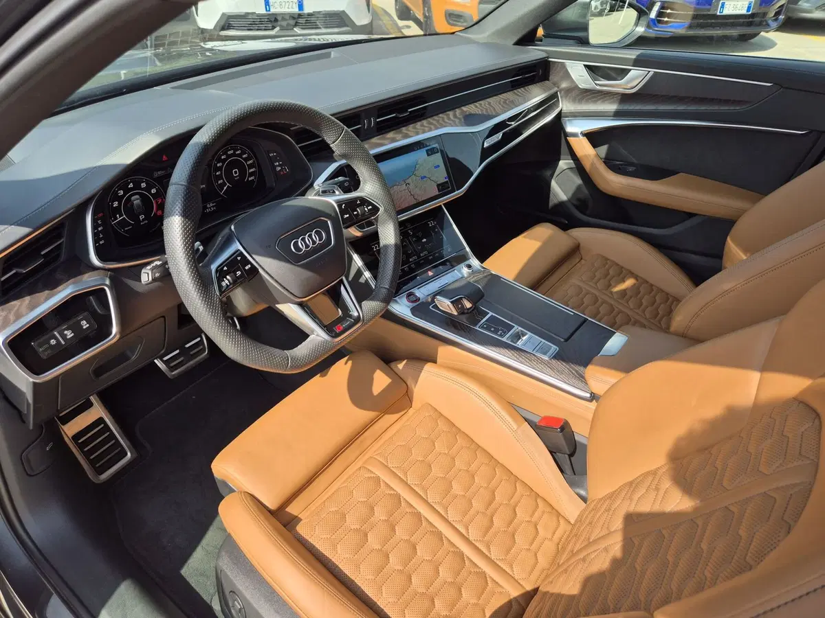 Audi A6 Avant e-Tron usata  (6)