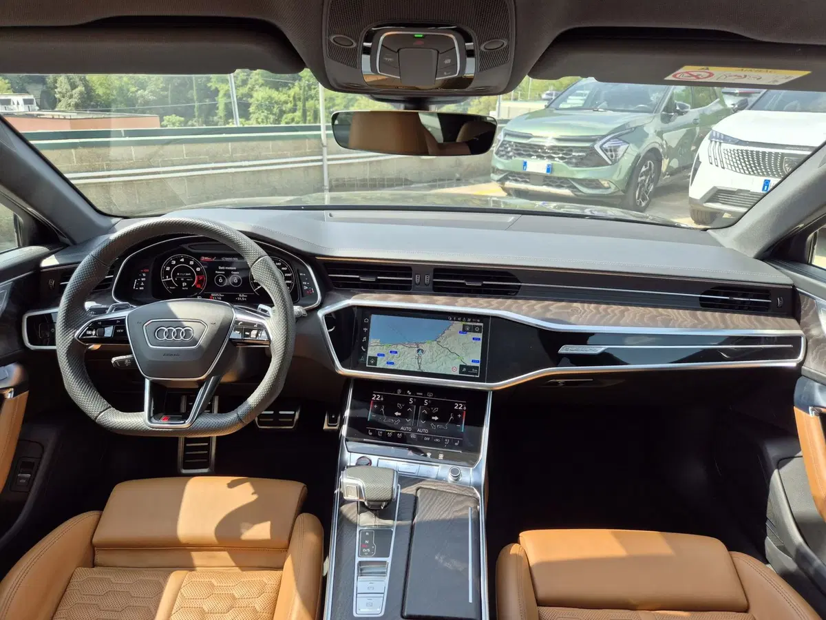 Audi A6 Avant e-Tron usata  (8)