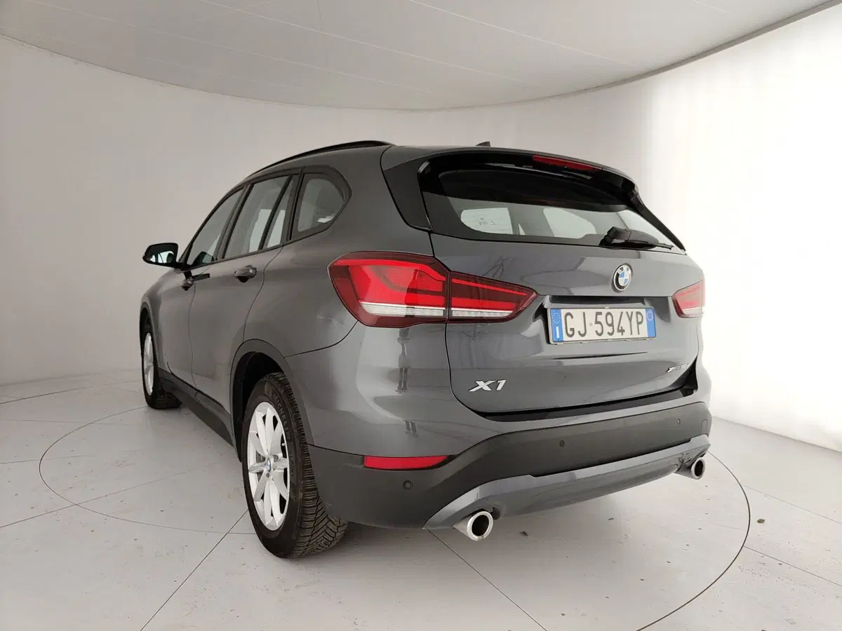 BMW X1 usata a Caserta (9)