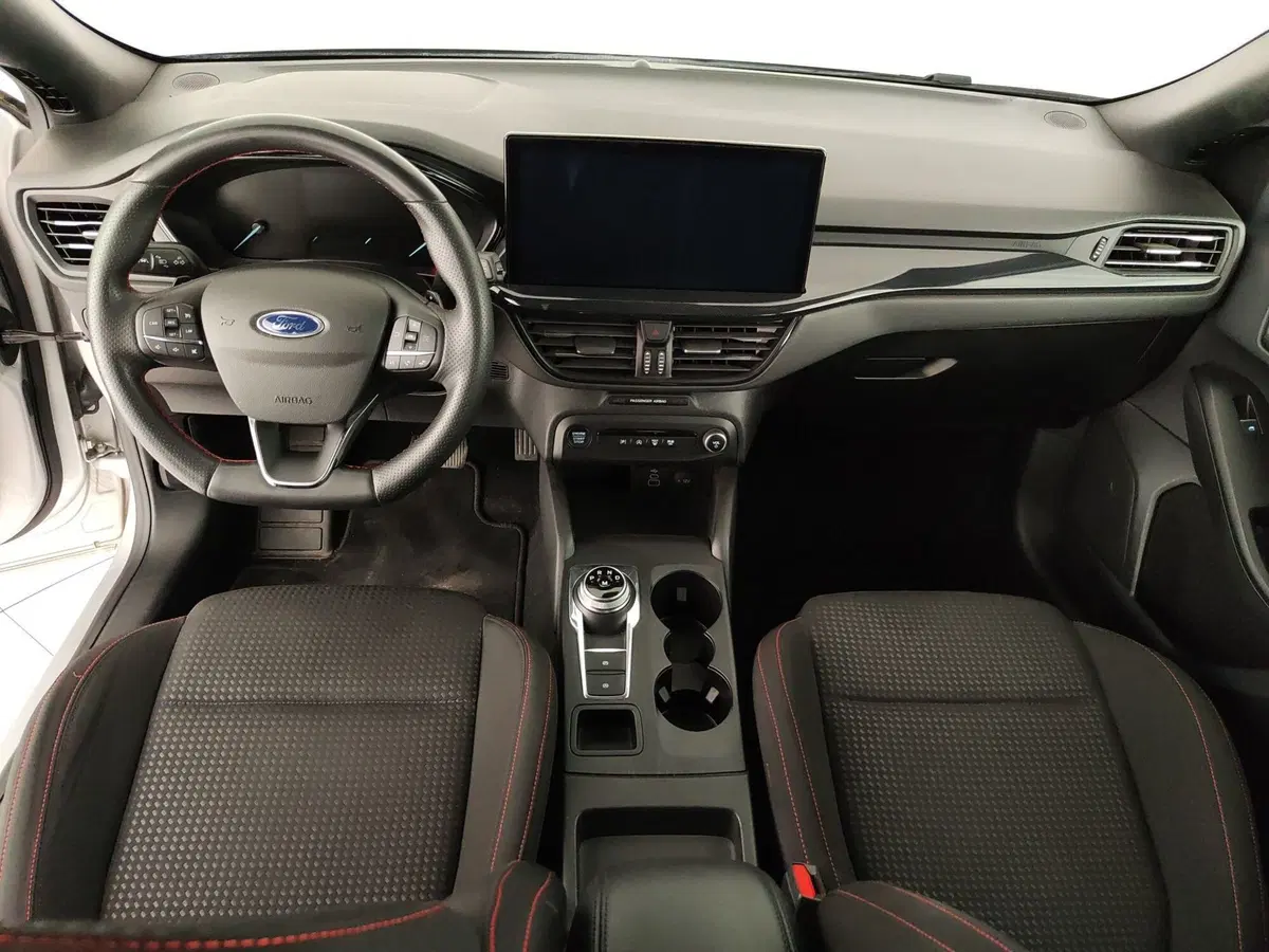 Ford Focus Station Wagon usata a Caserta (16)