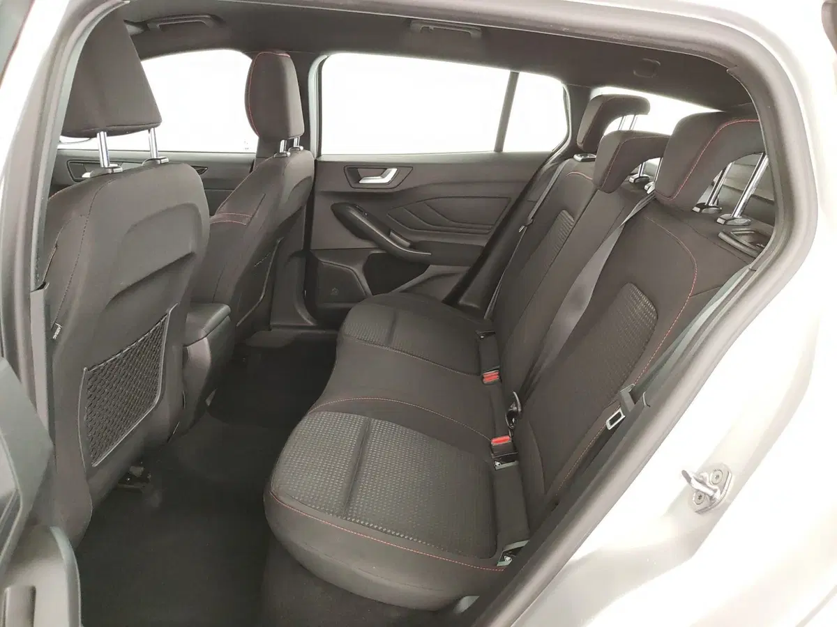 Ford Focus Station Wagon usata a Caserta (19)