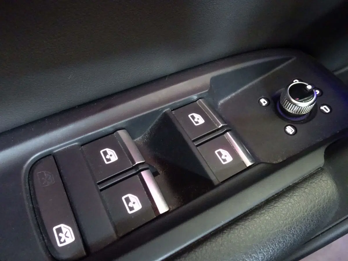 Audi Q5 Sportback usata a Venezia (14)