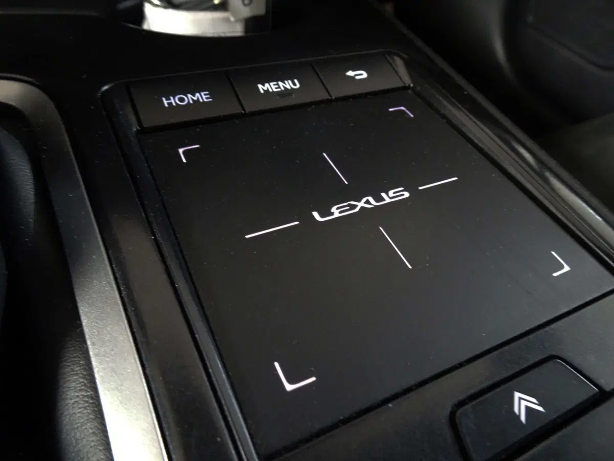 Lexus UX usata a Venezia (20)