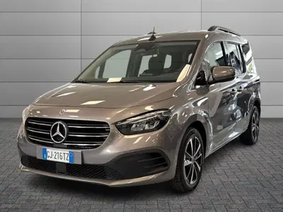 Mercedes-Benz Citan Tourer Long 112 cdi Pro auto del 2022 usata a Prato