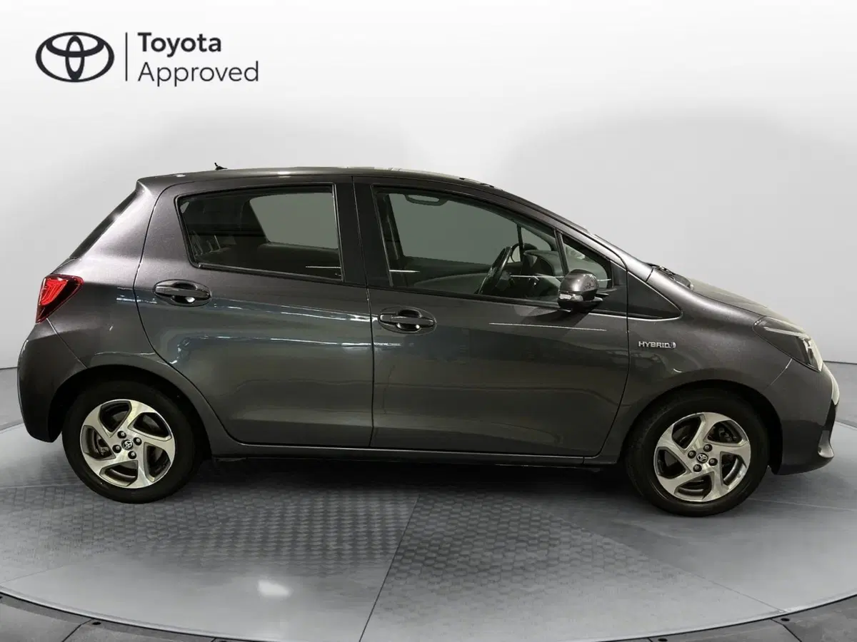 Toyota Yaris usata a Milano (14)