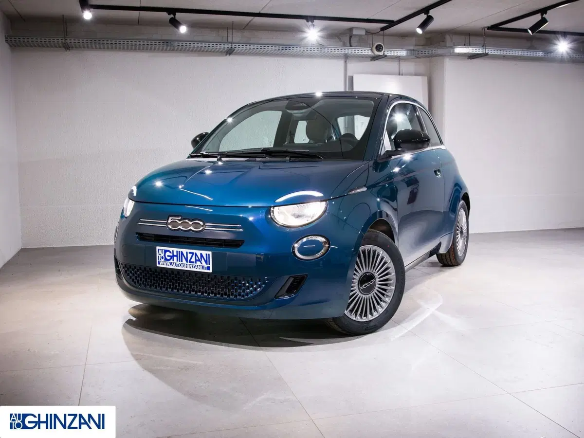 Fiat 500 nuova a Bergamo (2)