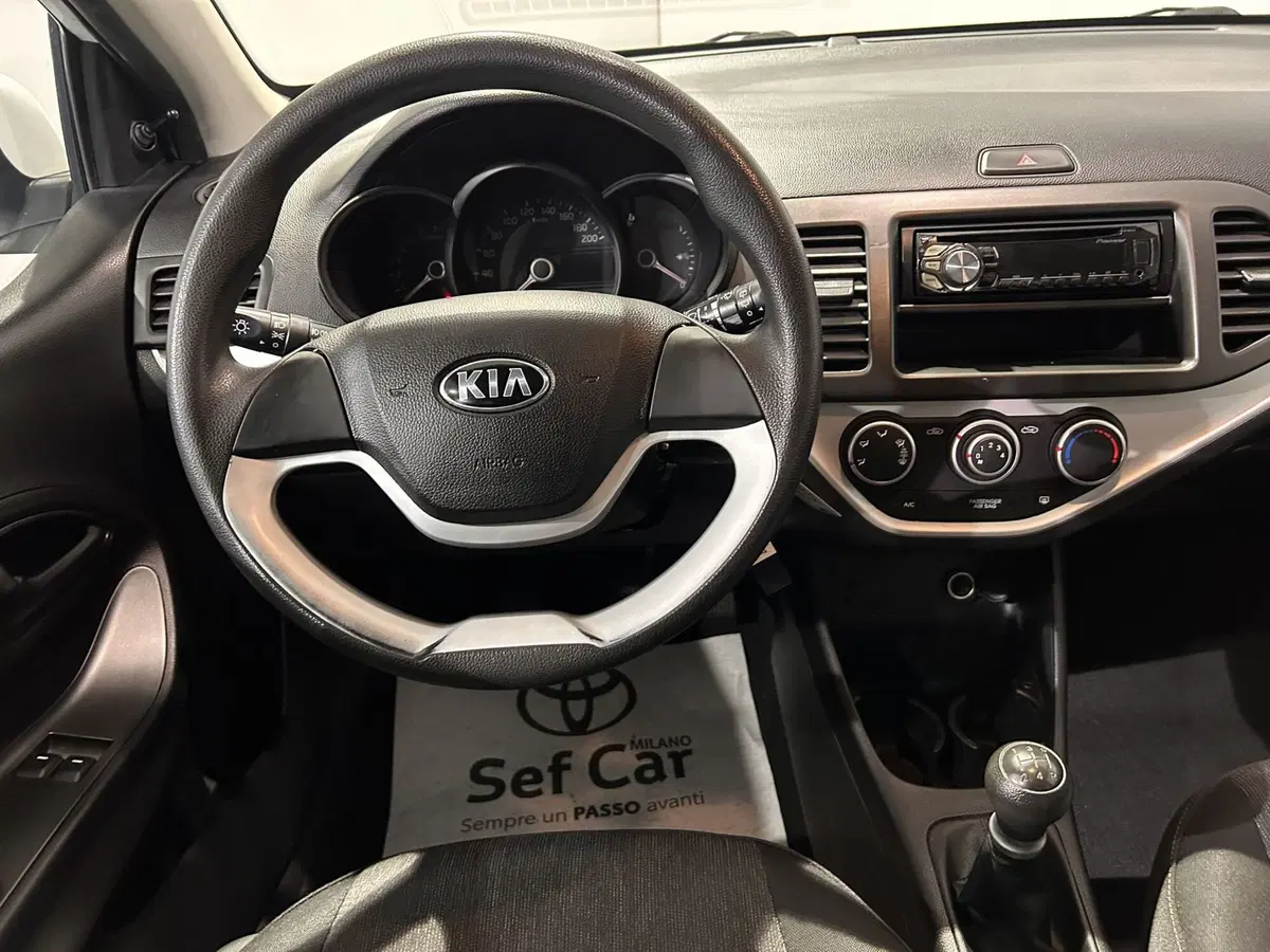 Kia Picanto usata a Milano (10)