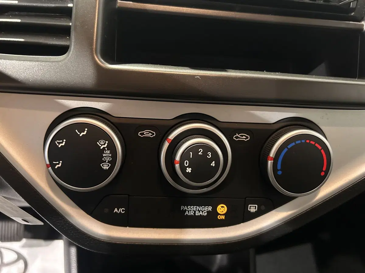 Kia Picanto usata a Milano (14)