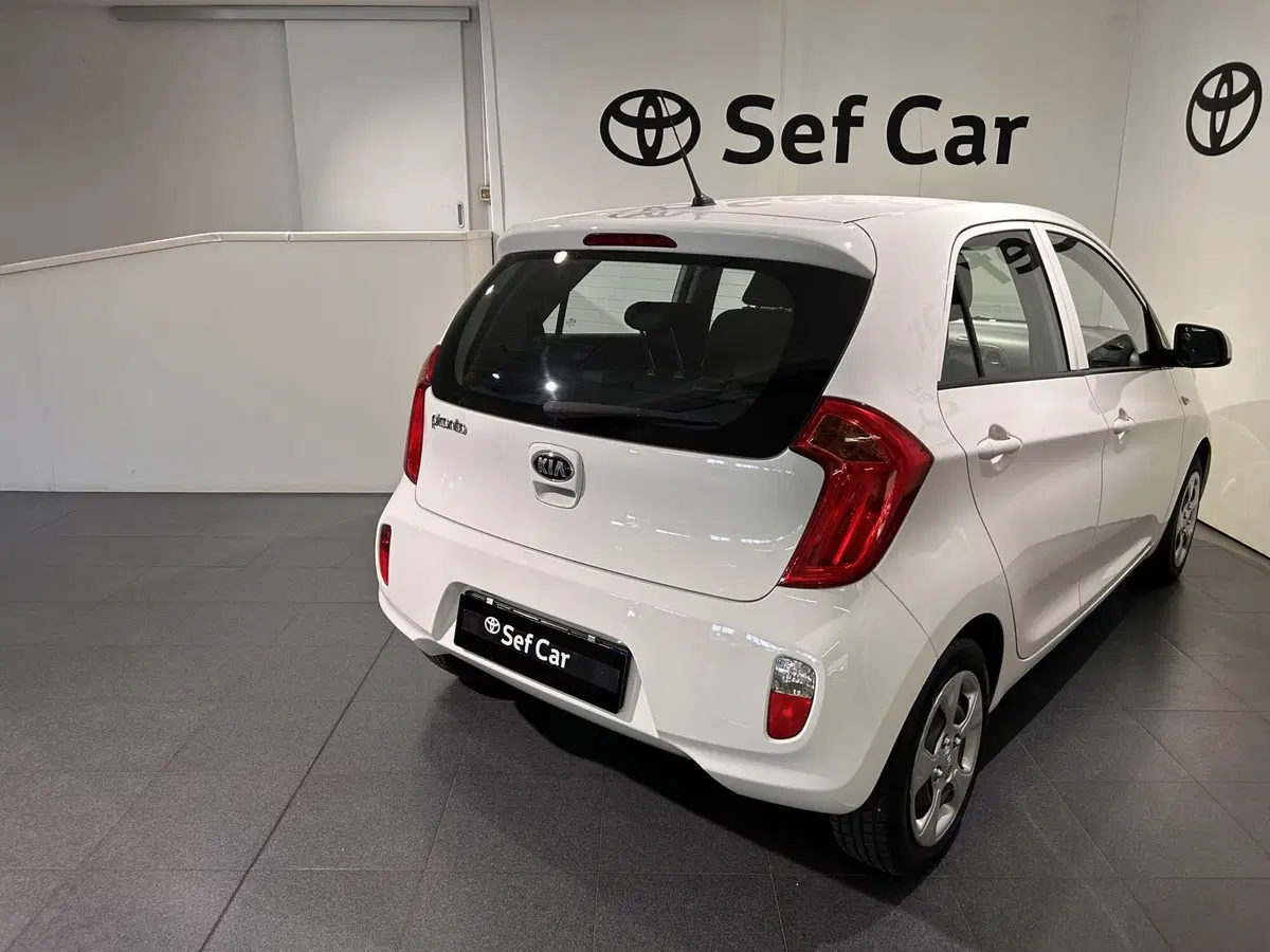 Kia Picanto usata a Milano (4)