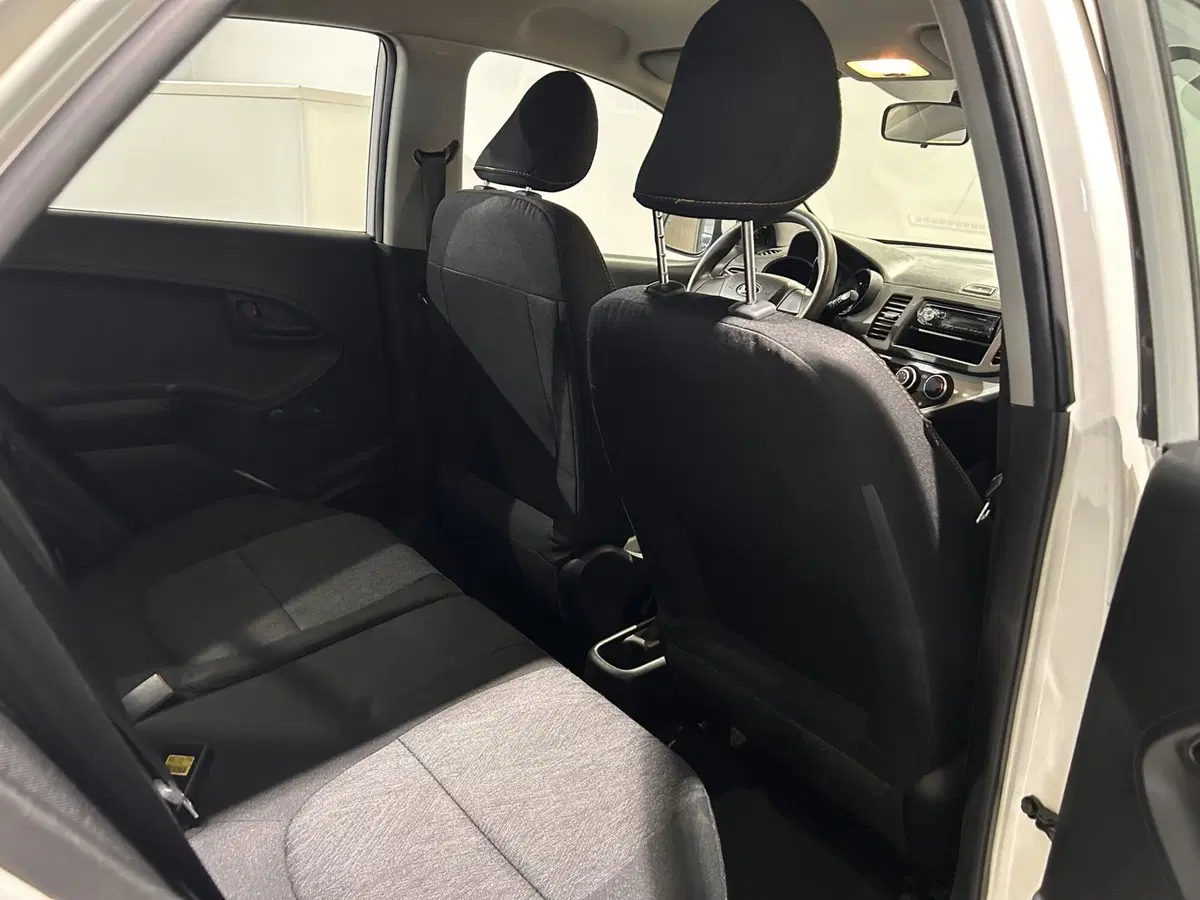 Kia Picanto usata a Milano (9)