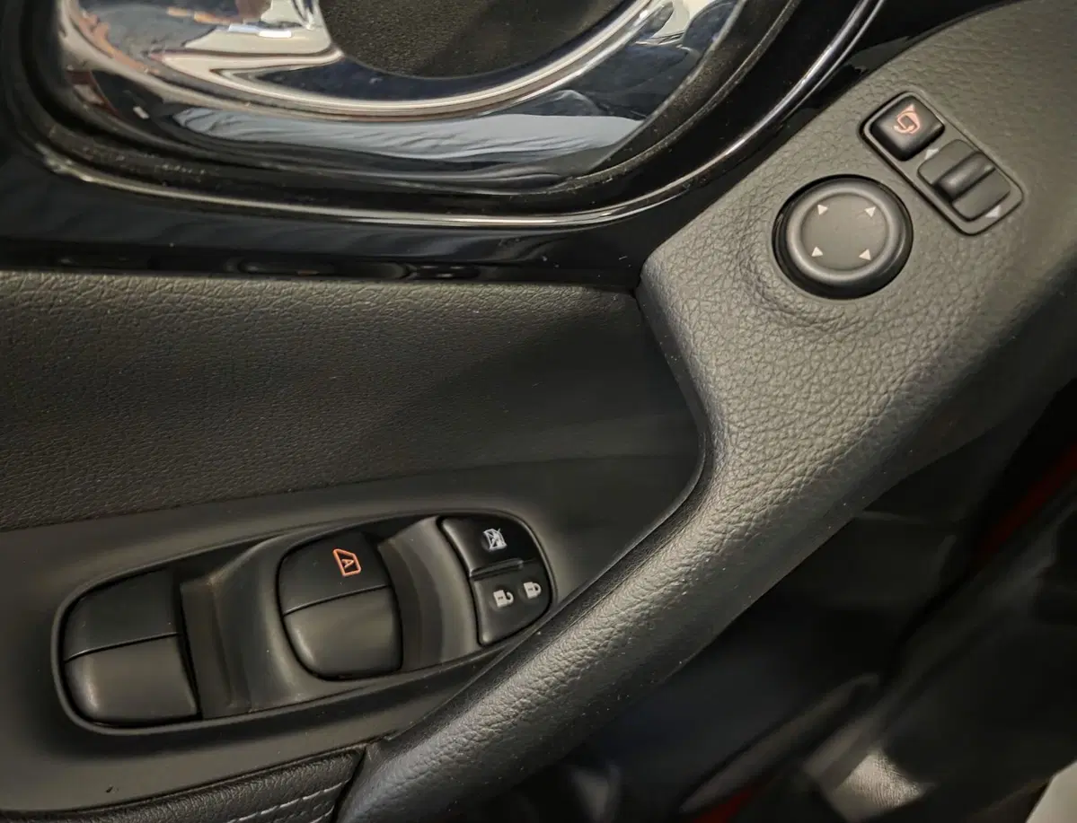 Nissan Qashqai usata a Pavia (15)