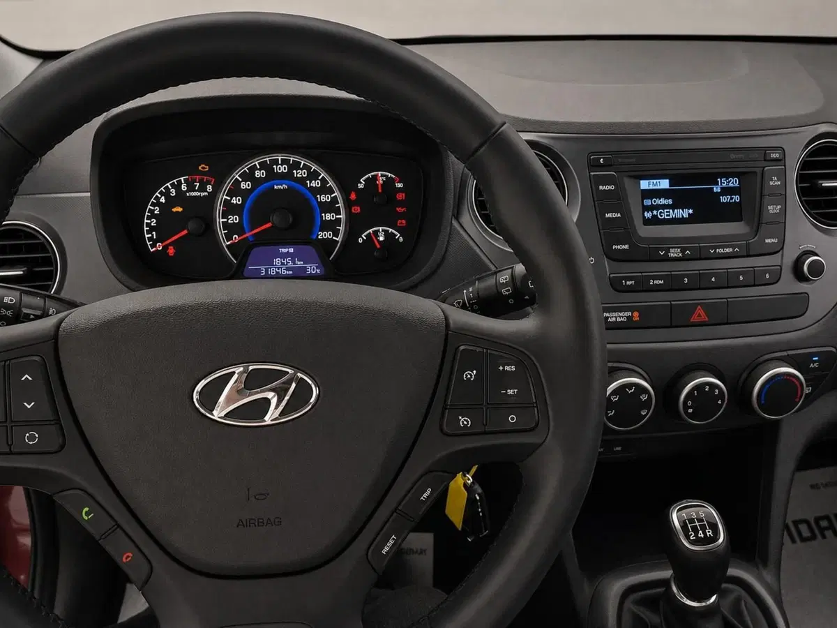 Hyundai i10 usata a Ferrara (10)