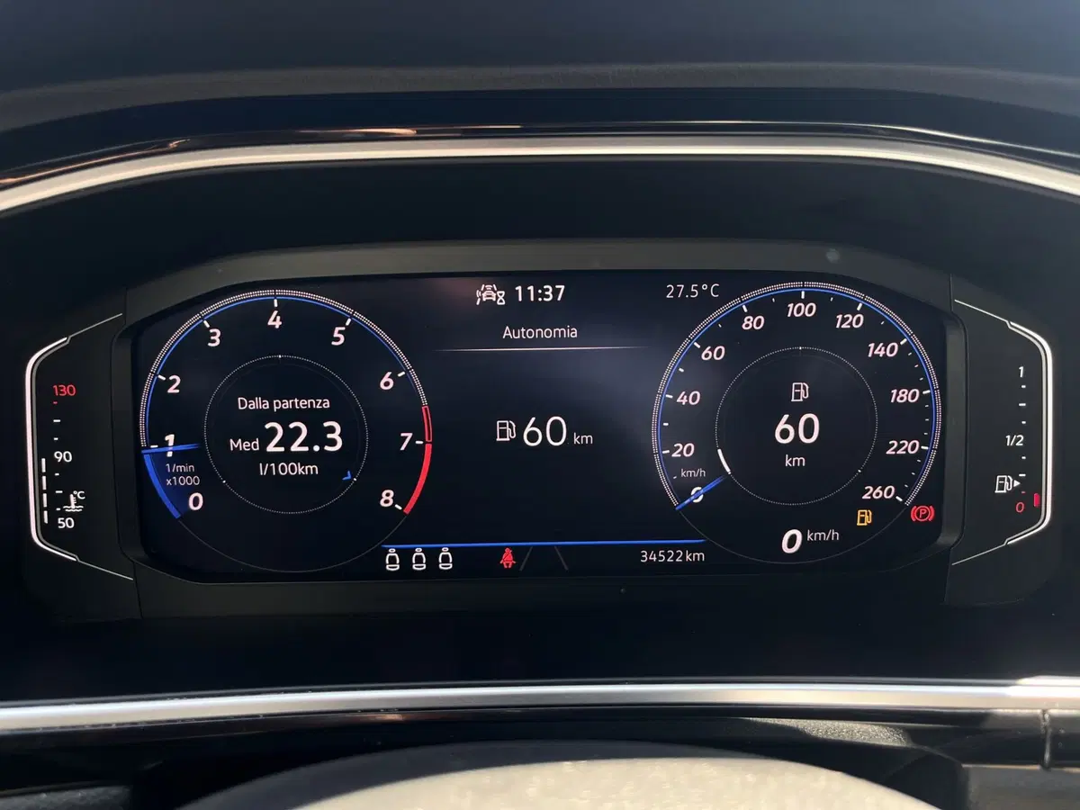 Volkswagen T-Roc usata a Modena (11)
