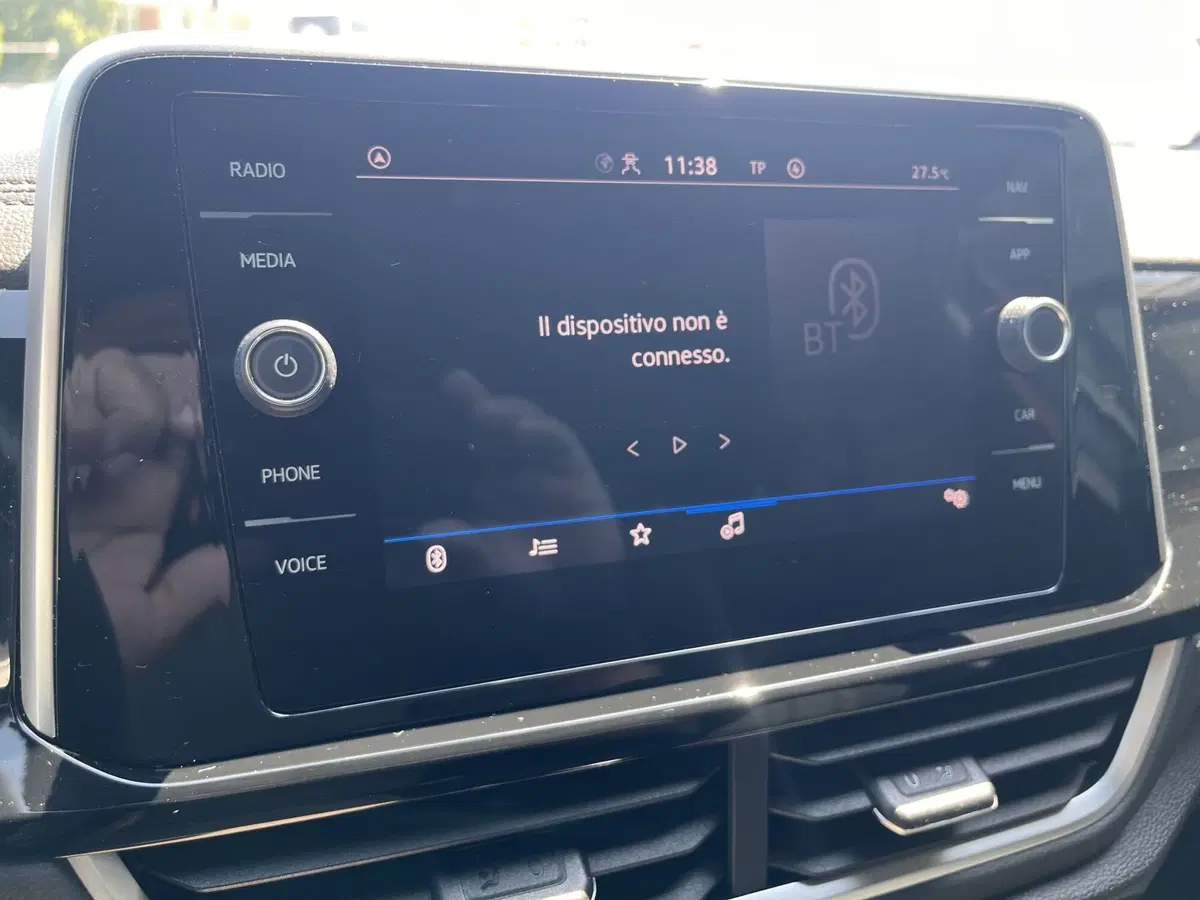 Volkswagen T-Roc usata a Modena (12)