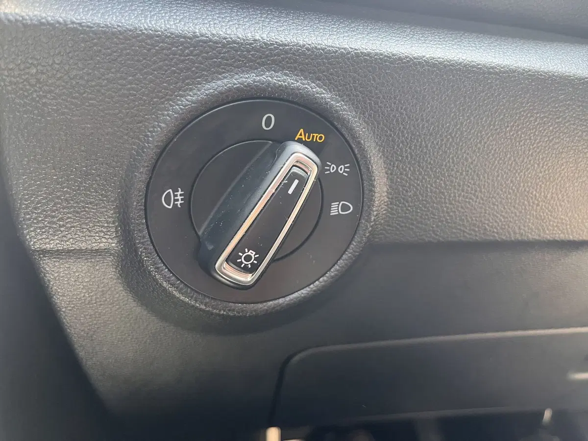 Volkswagen T-Roc usata a Modena (19)