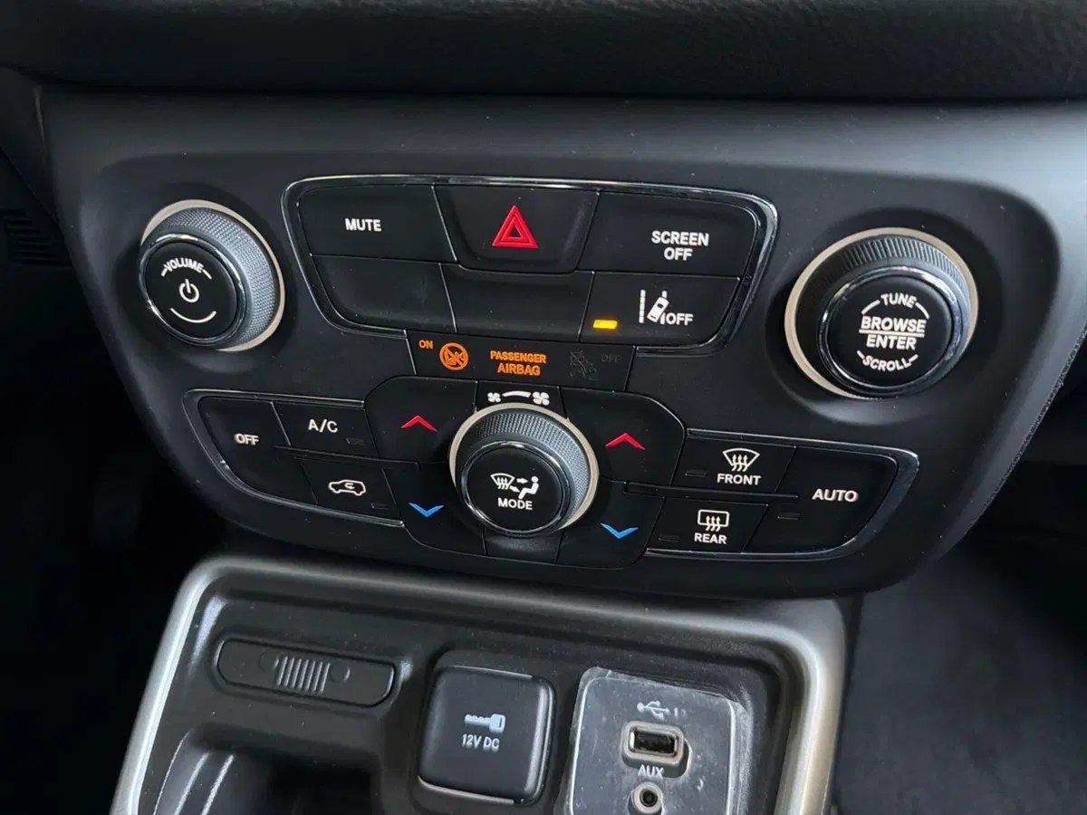 Jeep Compass usata a Bergamo (16)