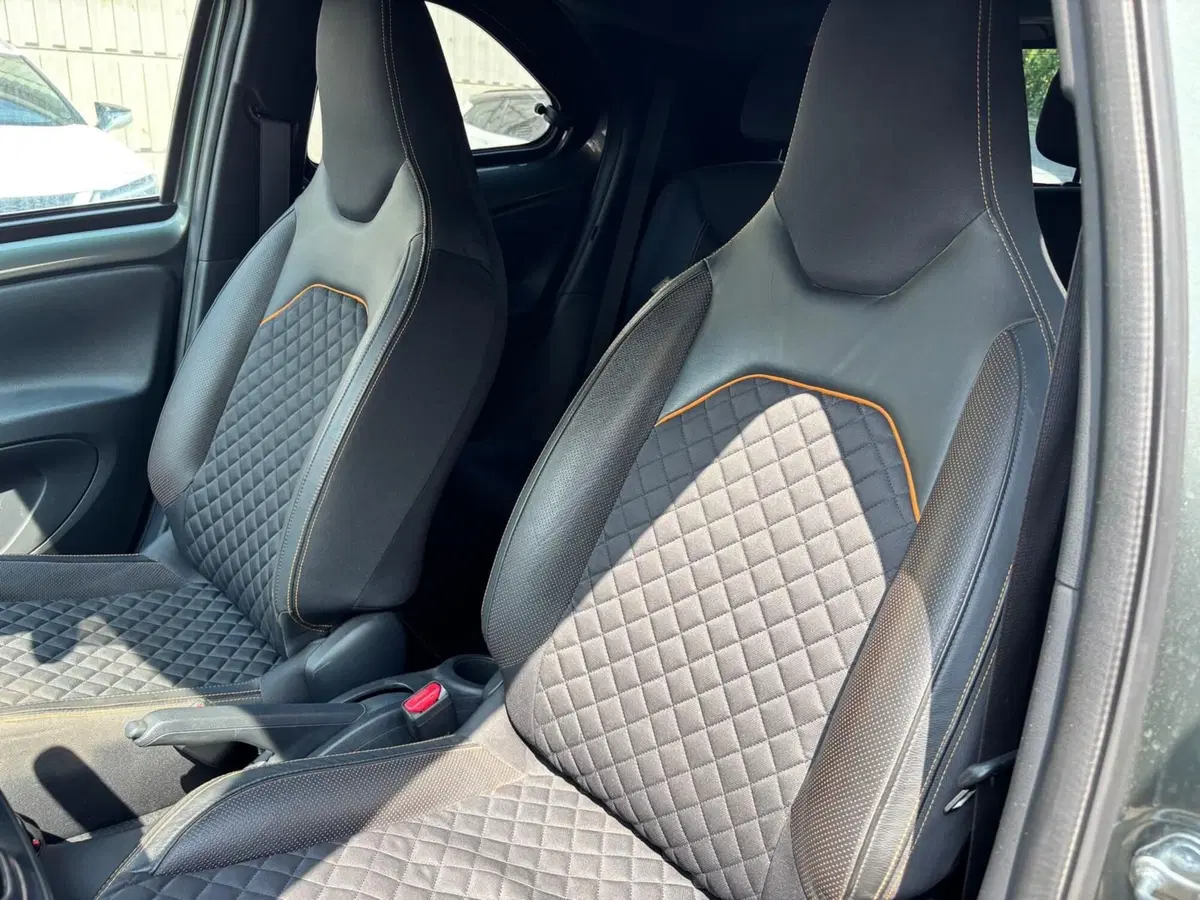 Toyota Aygo X usata a Modena (14)