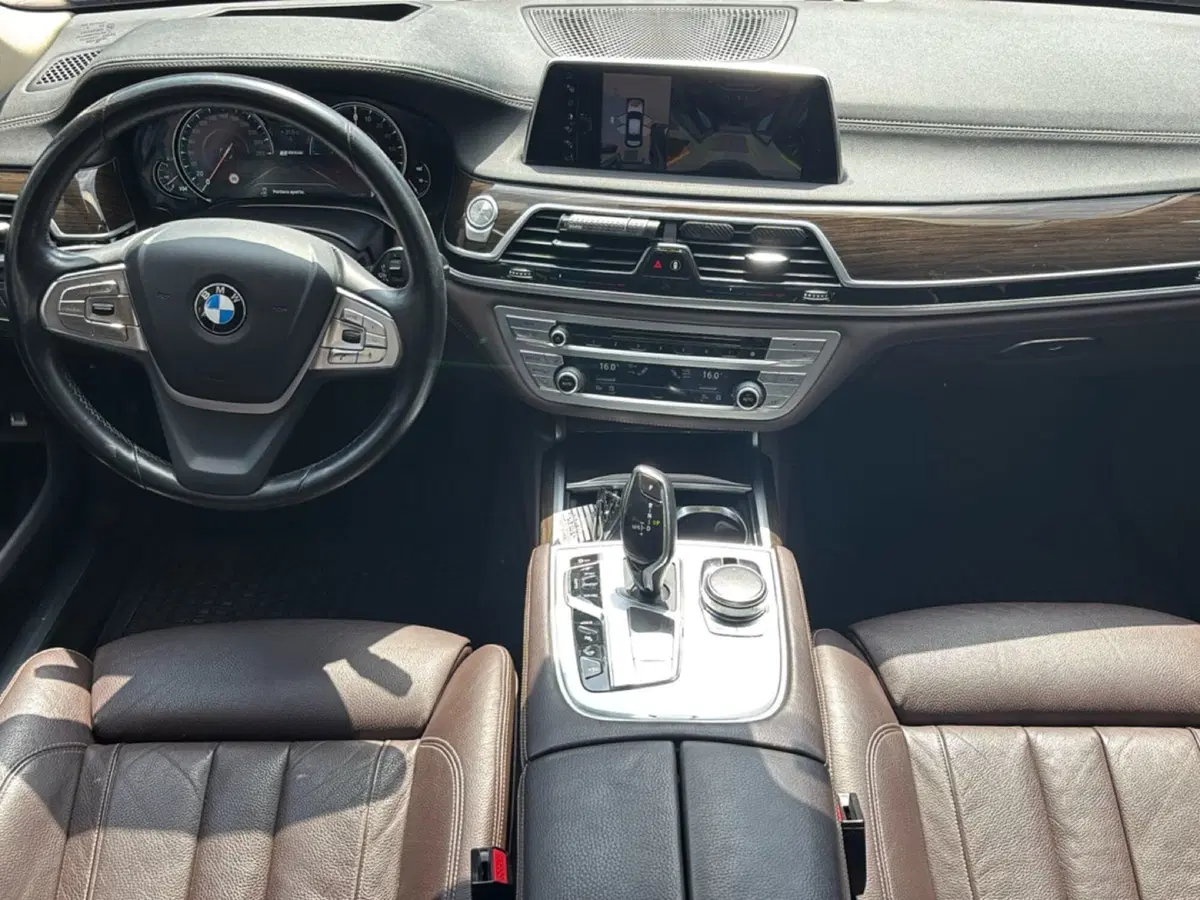 BMW Serie 7 usata a Bologna (13)