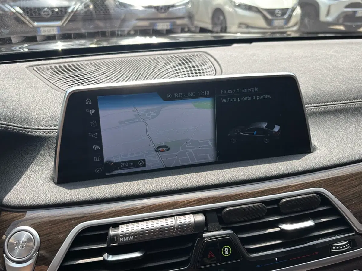 BMW Serie 7 usata a Bologna (15)