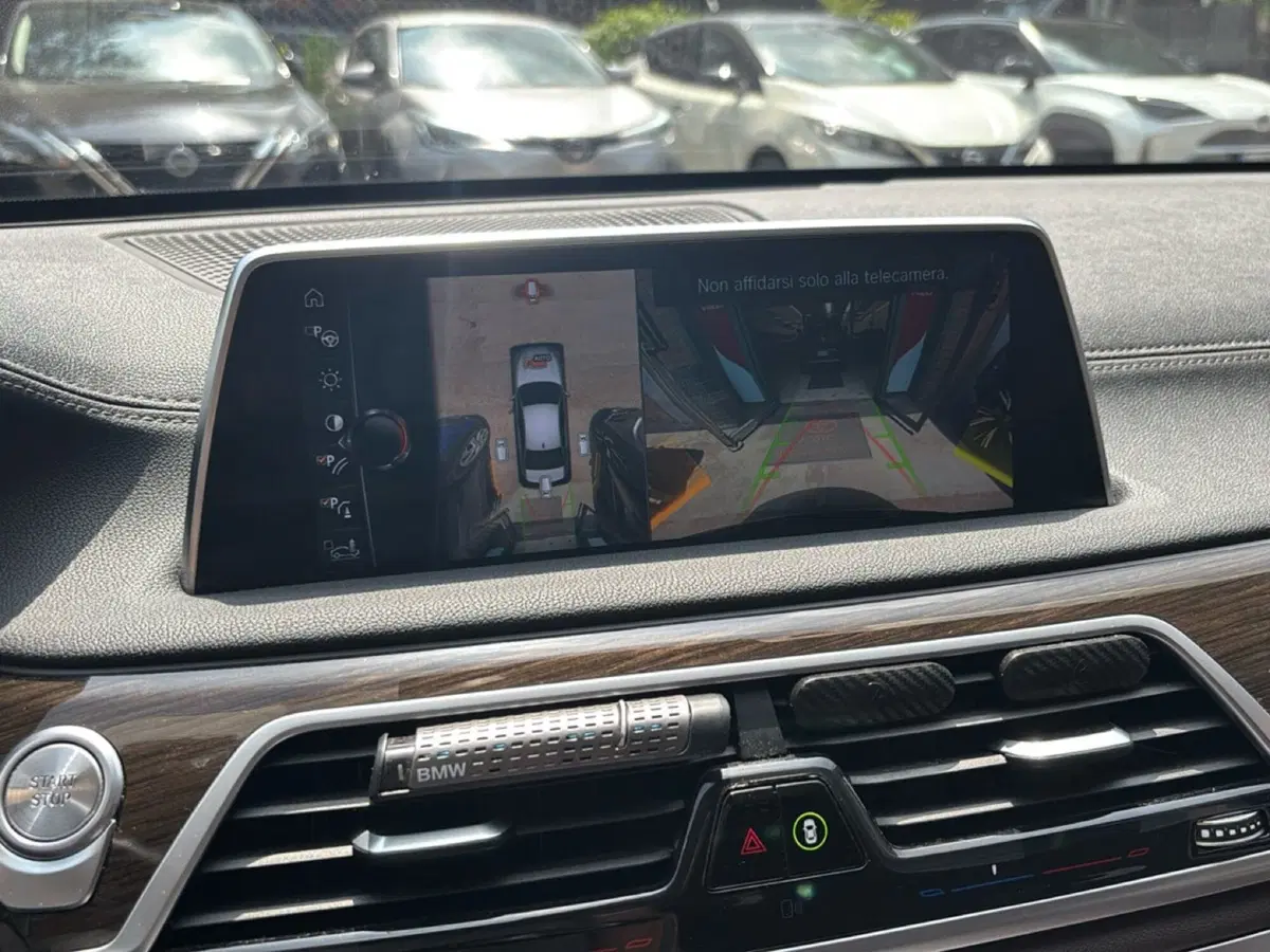 BMW Serie 7 usata a Bologna (16)