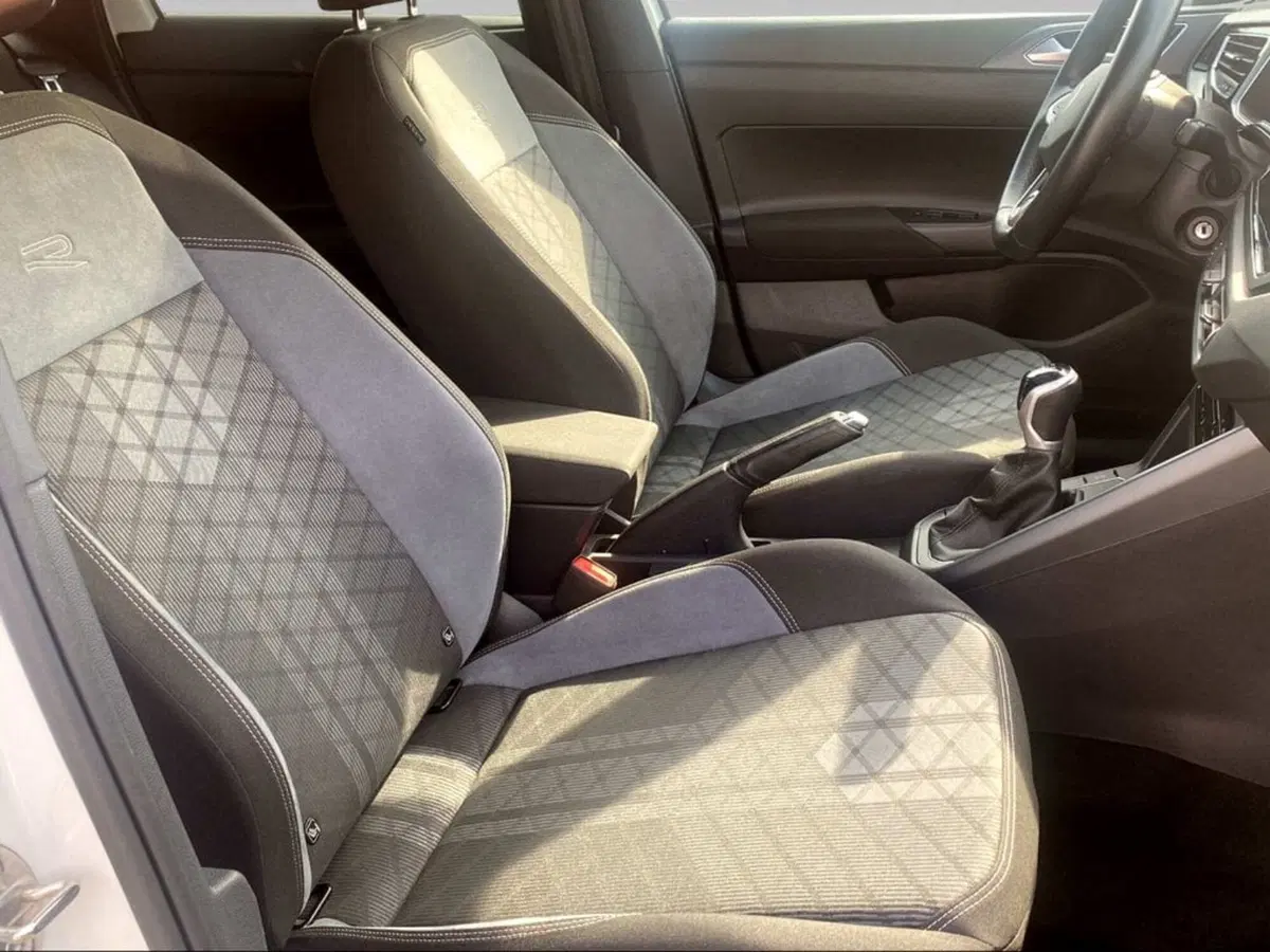 Volkswagen Taigo usata a Pisa (12)