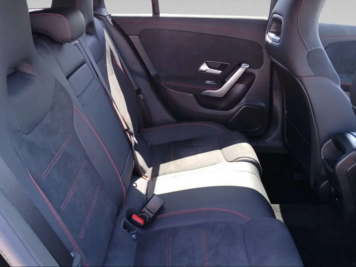 Mercedes-Benz CLA Shooting Brake nuova a Firenze (12)