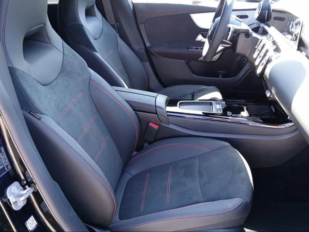 Mercedes-Benz CLA Shooting Brake nuova a Firenze (13)