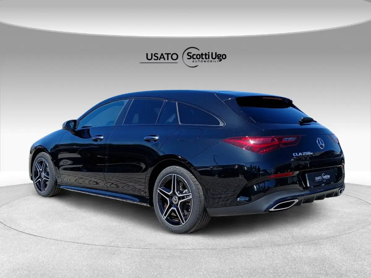 Mercedes-Benz CLA Shooting Brake nuova a Firenze (4)