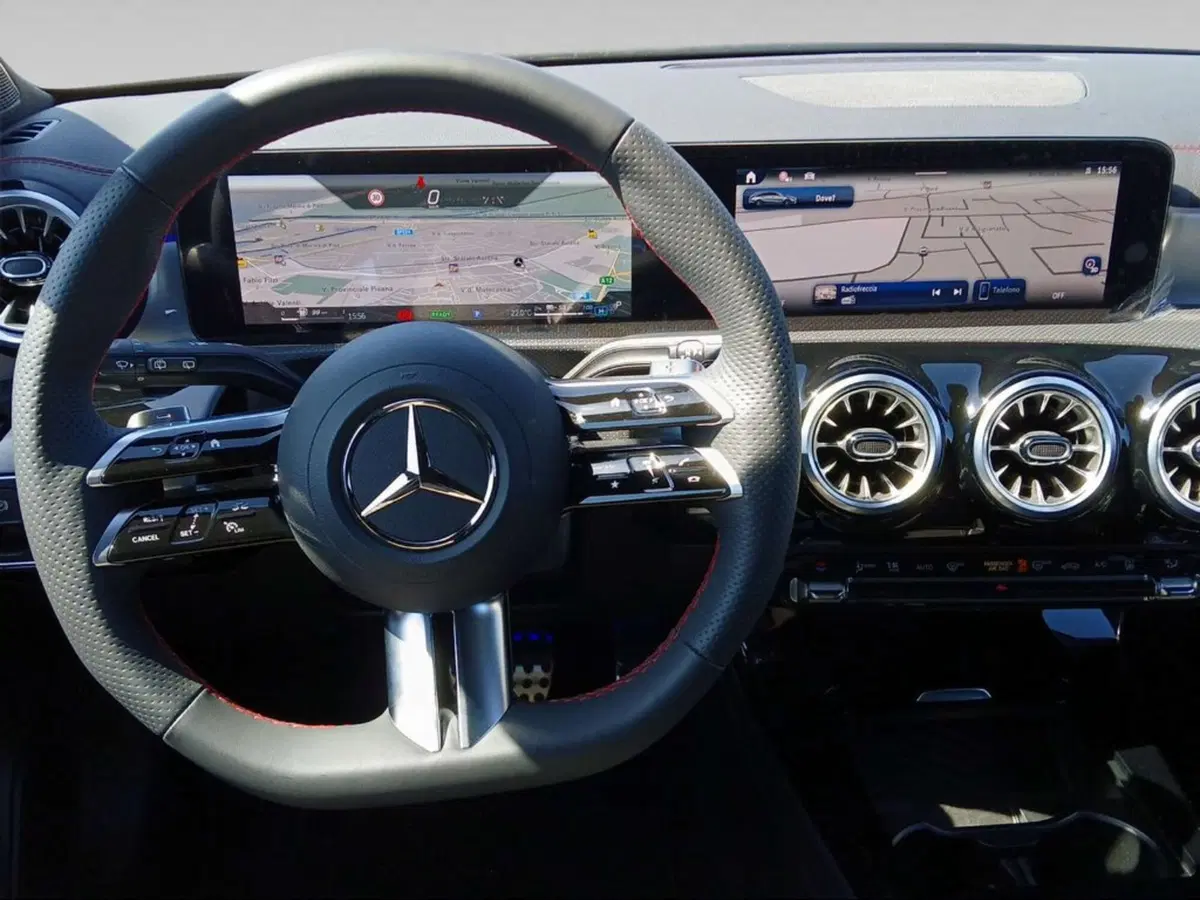 Mercedes-Benz CLA Shooting Brake nuova a Firenze (9)