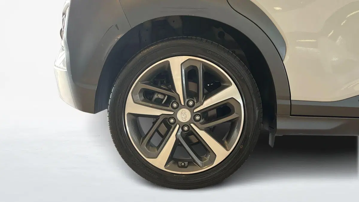 Hyundai Kona usata a Catania (12)