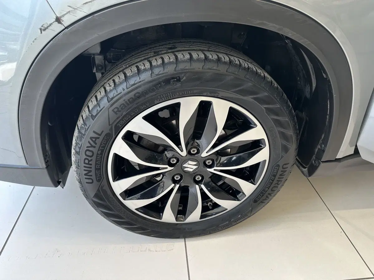 Suzuki Vitara usata a Latina (11)