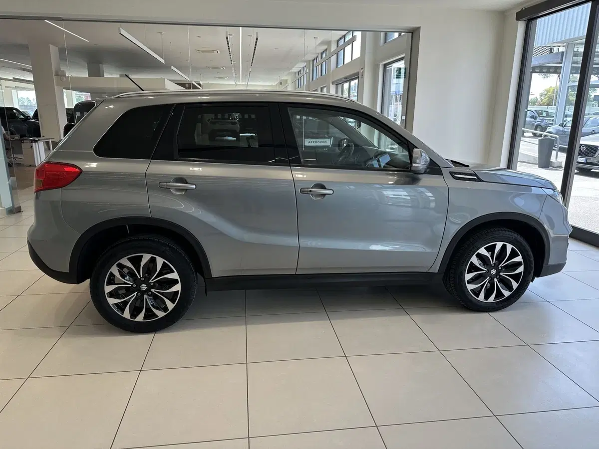 Suzuki Vitara usata a Latina (4)