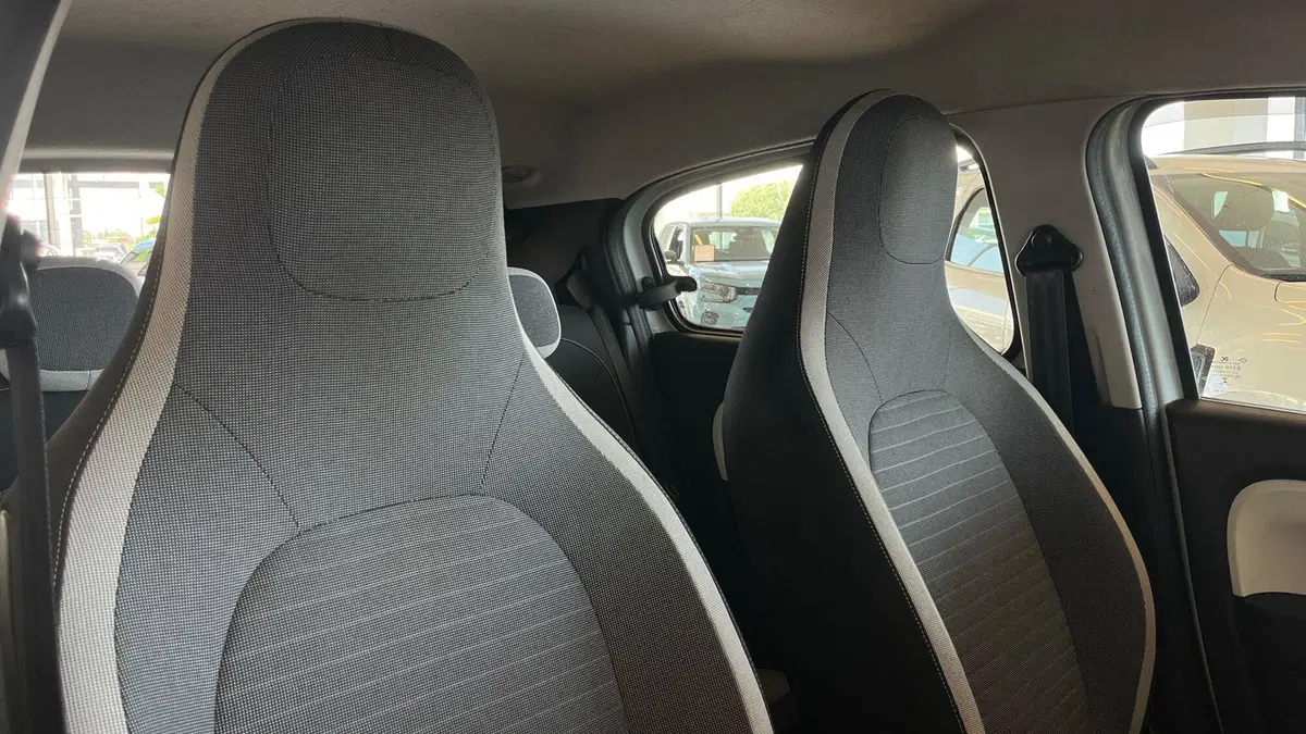 Renault Twingo usata a Catania (19)