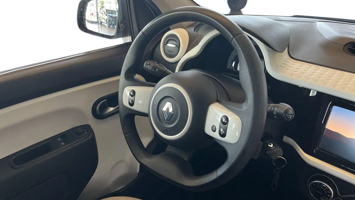 Renault Twingo usata a Catania (7)