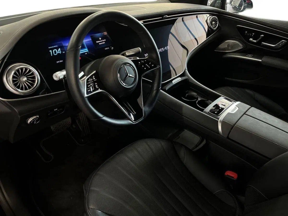 Mercedes-Benz EQS usata a Matera (10)