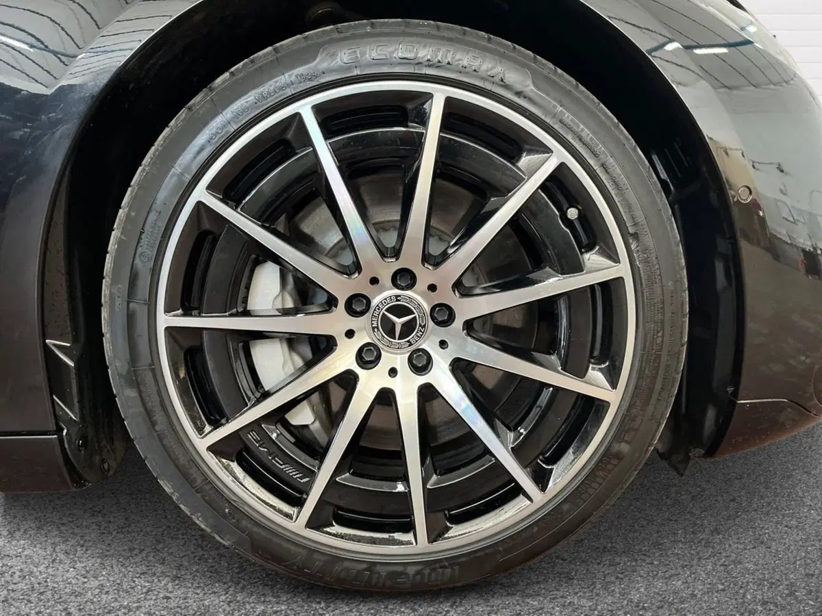 Mercedes-Benz EQS usata a Matera (6)