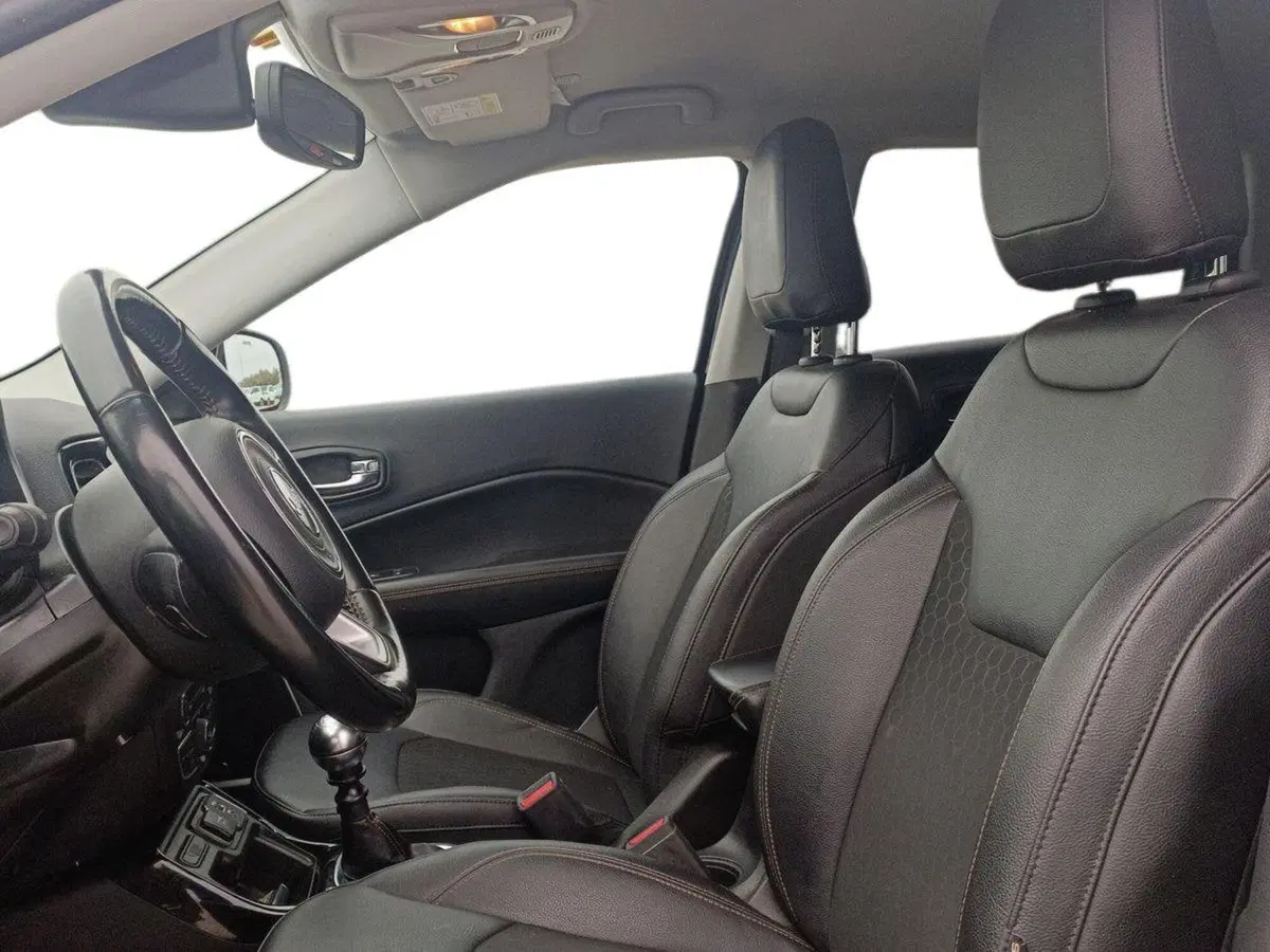 Jeep Compass usata a Bari (7)