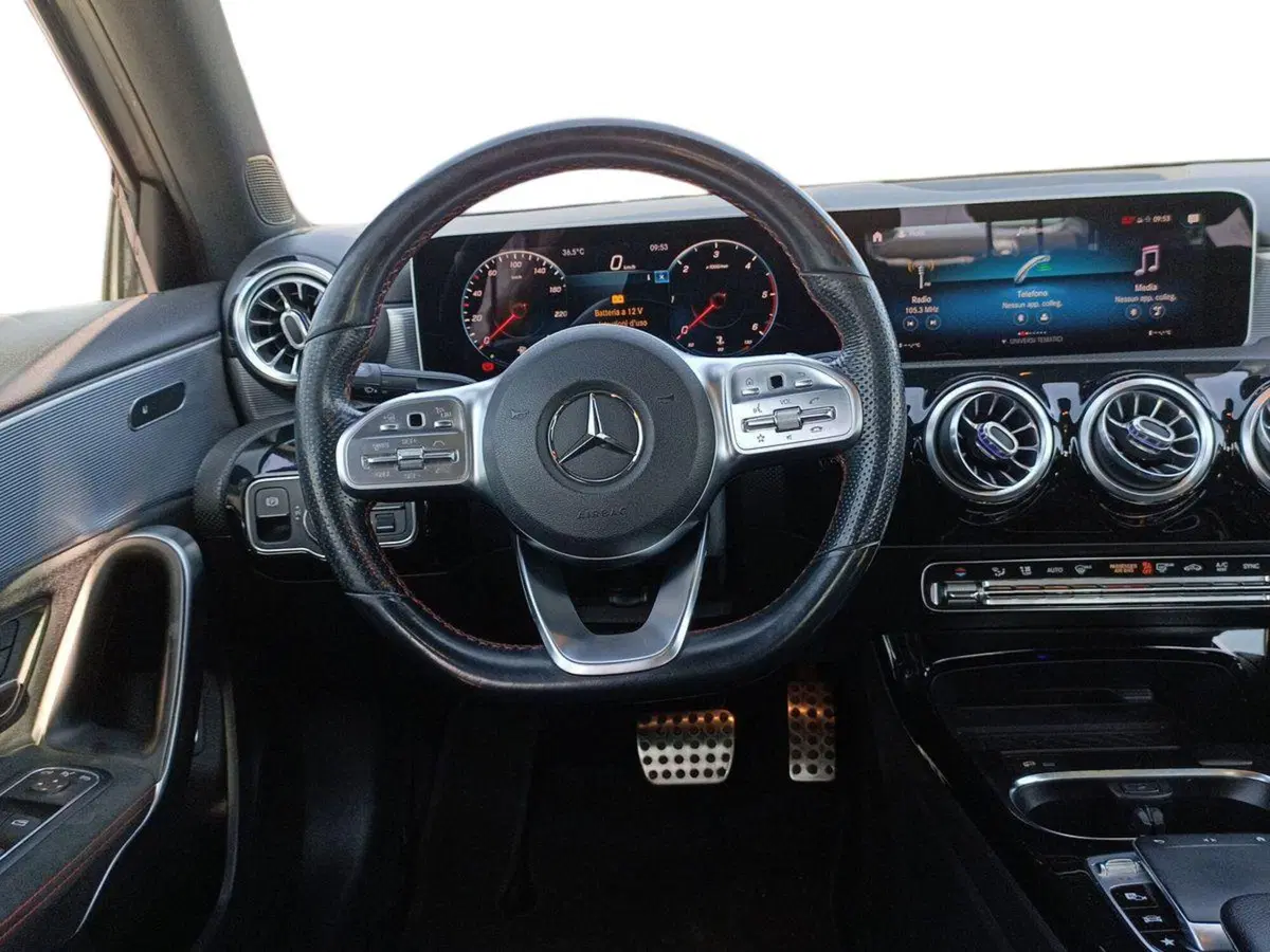 Mercedes-Benz Classe A usata a Bari (11)